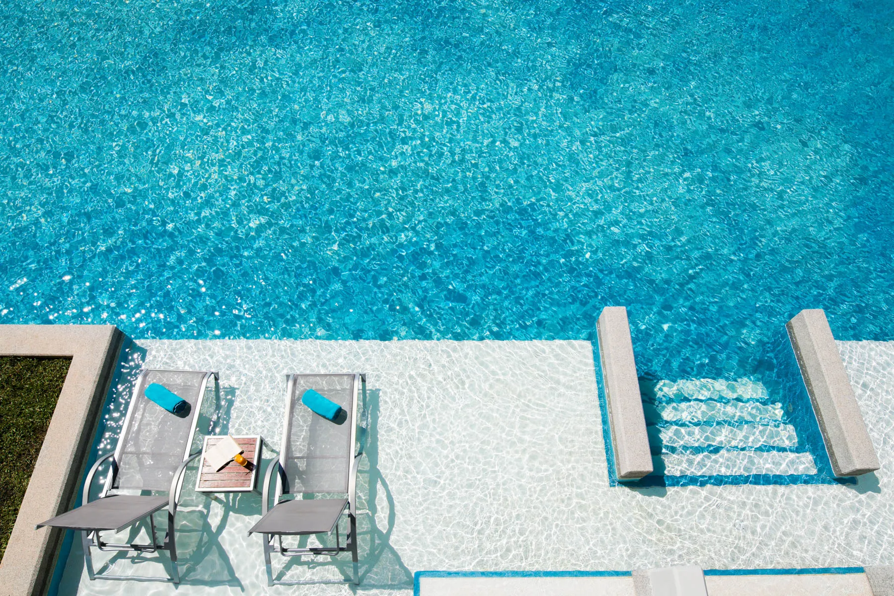 Rocks Pool 